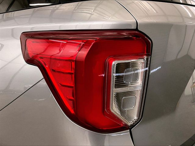 2023 Ford Explorer XLT Silver at Grove City Ford