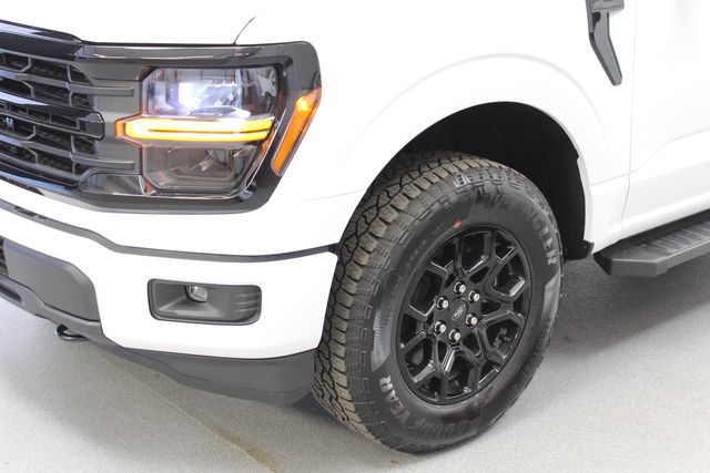 New 2026 White Ford XLT image 4