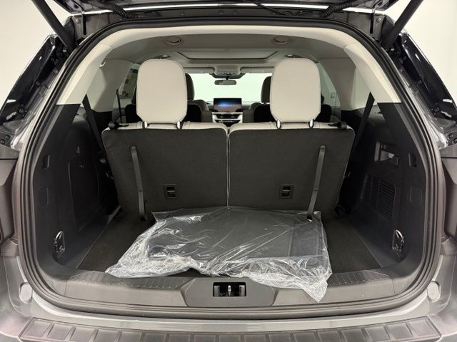 New 2026 Gray Ford Active image 30