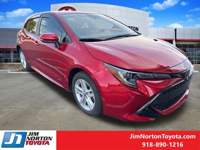 Used 2022 Toyota Corolla Hatchback SE with VIN JTNB4MBE8N3185753 for sale in Northfield, Minnesota