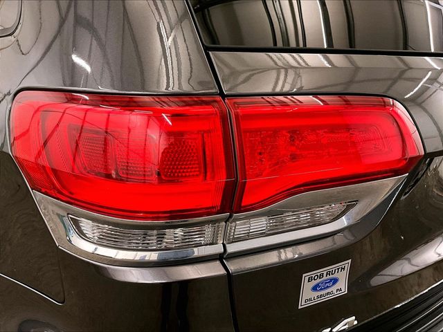 2019 Jeep Grand Cherokee Overland Gray at John Sisson Motors