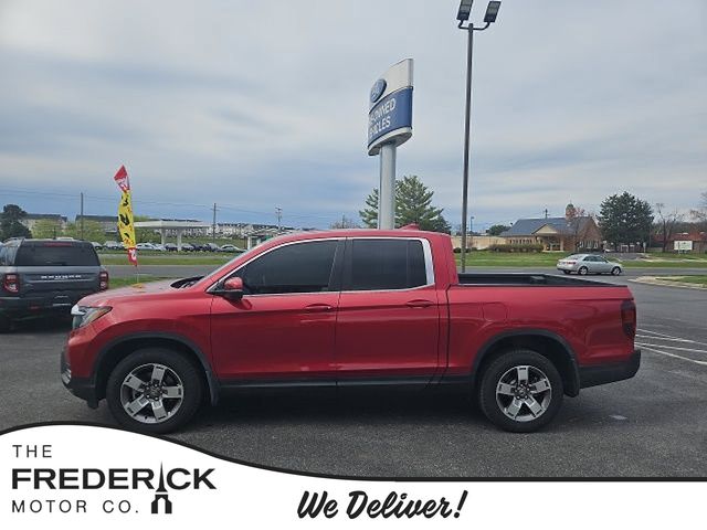 Red 2024 Honda Ridgeline RTL AWD Pickup Truck All-Wheel Drive 9-Speed Automatic