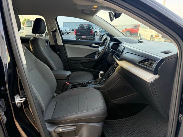 used 2024 Volkswagen Taos car, priced at $23,220
