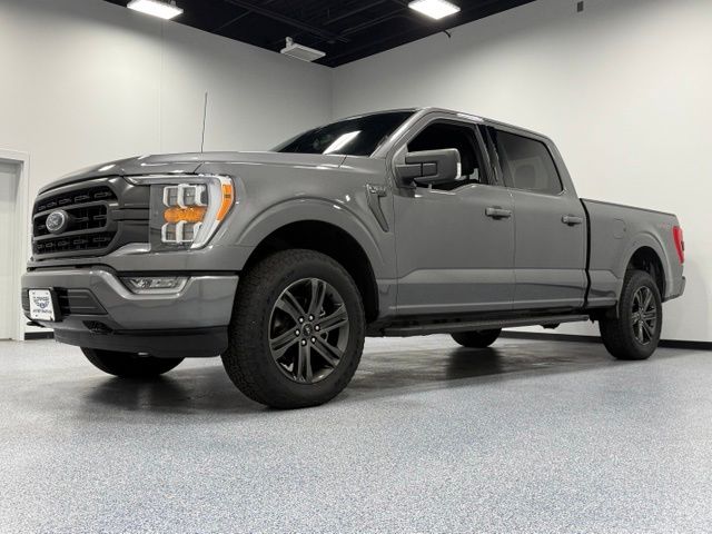Used 2022 Gray Ford XLT image 4