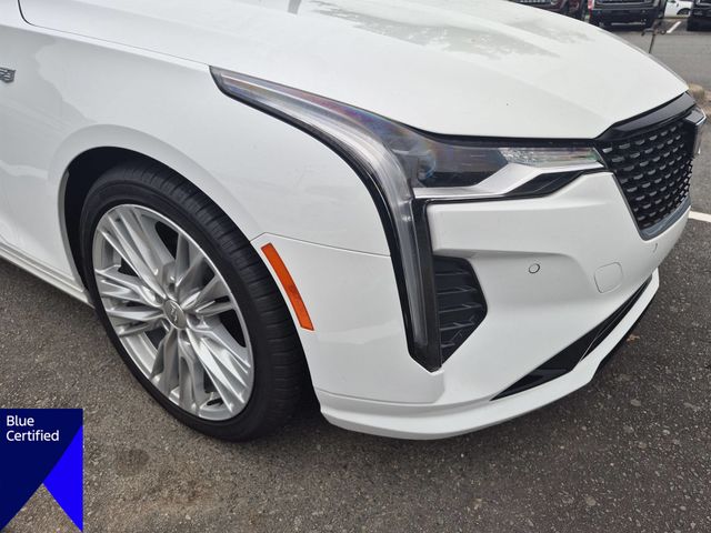 Used 2022 White Cadillac Premium Luxury image 9