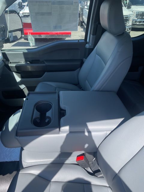 2025 Ford F-550 Chassis XL