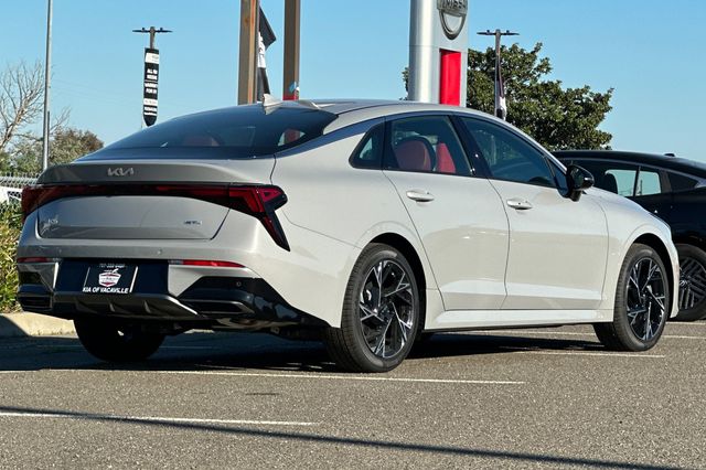 2026 Kia K5 GT-Line - Photo 5