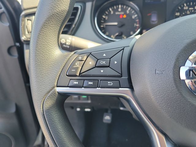 Used 2020 Gray Nissan S image 21