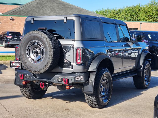 2024 Ford Bronco Badlands Gray at Community Kia