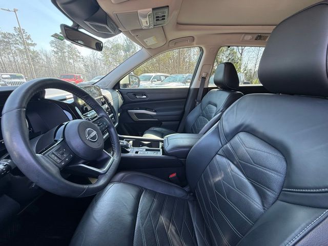 Used 2023 Nissan Pathfinder SUV