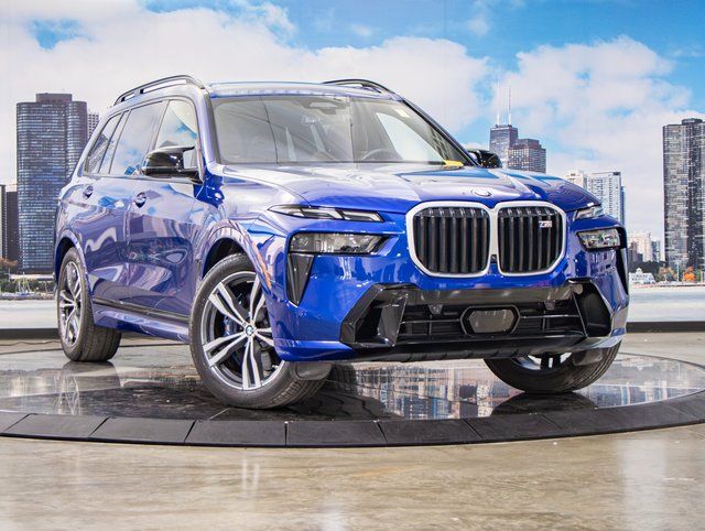 2023 BMW X7 M60i AWD