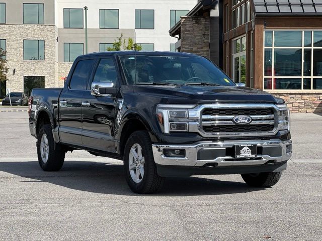  2025 Ford F-150 Lariat SuperCrew 4WD   