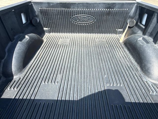 Used 2020 White Ford XL image 10
