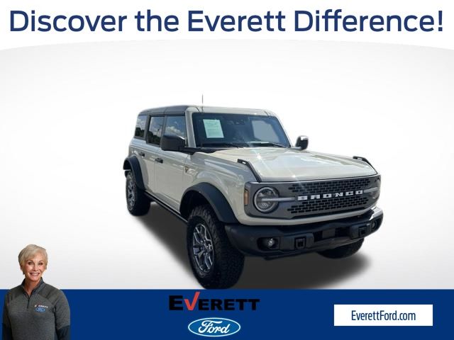 Desert Sand 2026 Ford Bronco SUV / Crossover Four-Wheel Drive Automatic