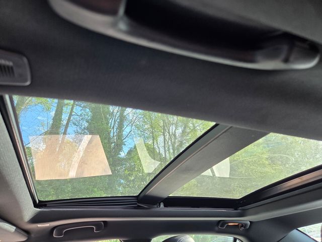 Used 2018 Black Chrysler S image 17