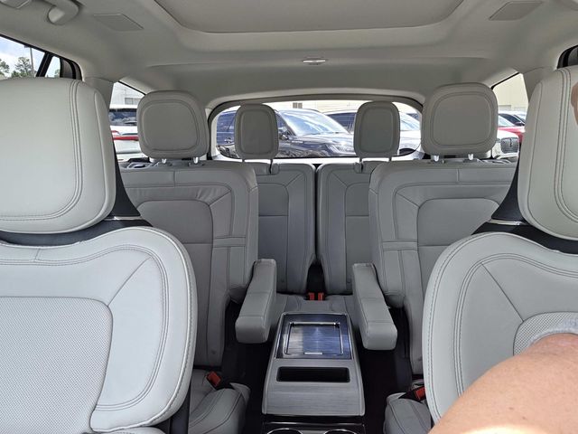 2025 Lincoln Aviator Reserve photo