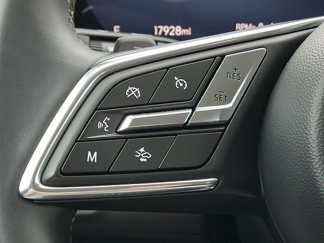 used 2025 Buick Envision car, priced at $30,840