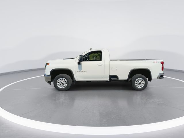 Used 2022 White Chevrolet LT image 6