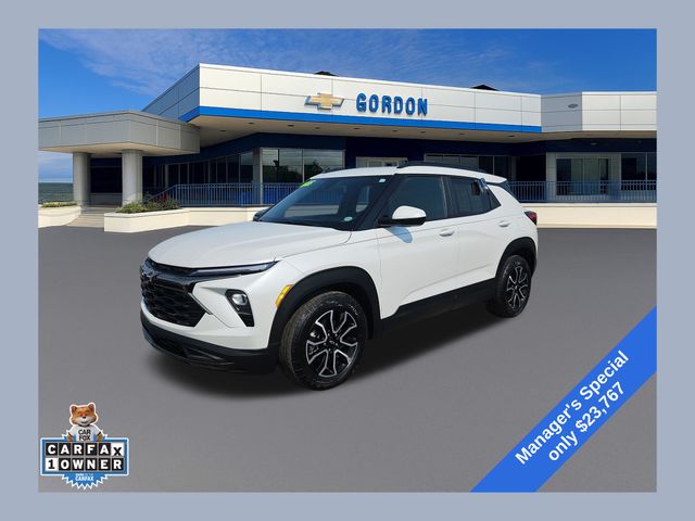 White (Iridescent Pearl Tricoat) 2025 Chevrolet Trailblazer SUV / Crossover Front-Wheel Drive Continuously Variable Transmission