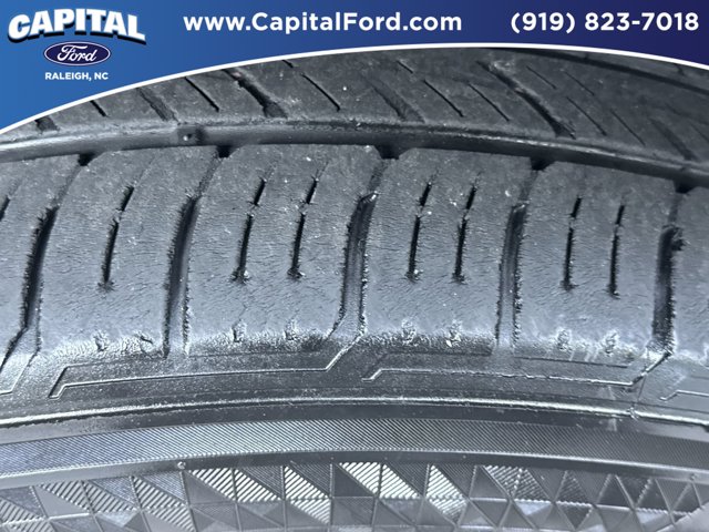 Used 2022 Gray Nissan SL image 14