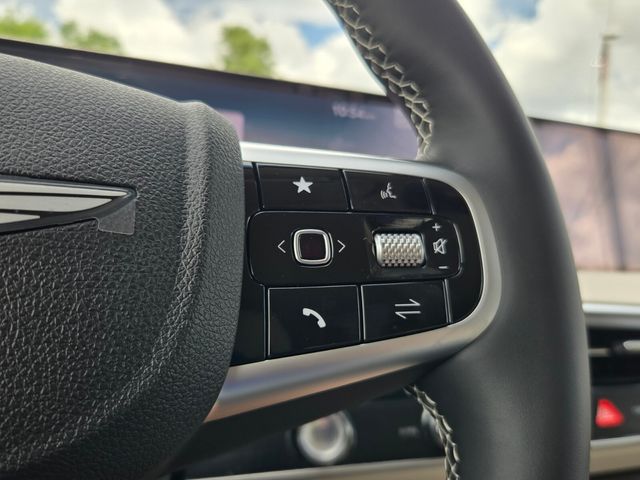 2027 Genesis Gv70