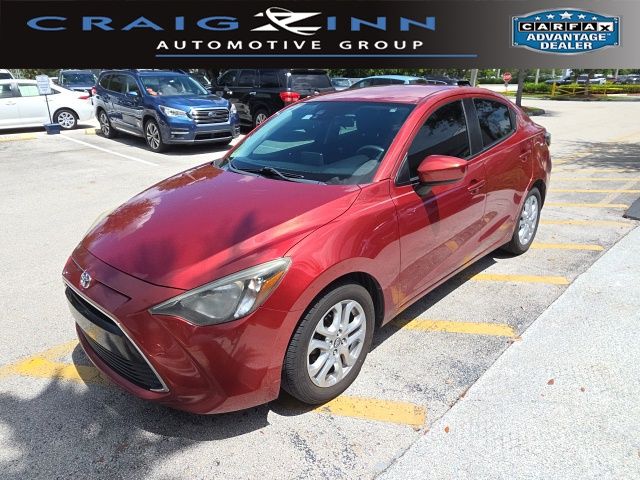 2018 Toyota Yaris - $10,333