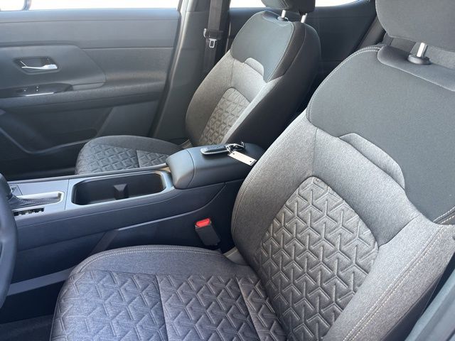 New 2026 White Nissan SV image 8