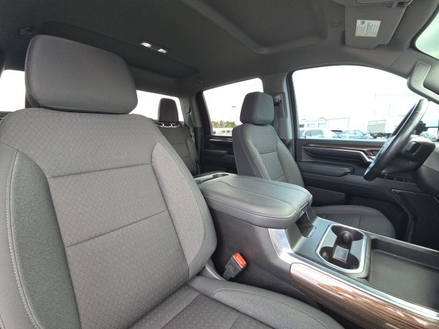 2024 Chevrolet Silverado 2500HD LT:45240A