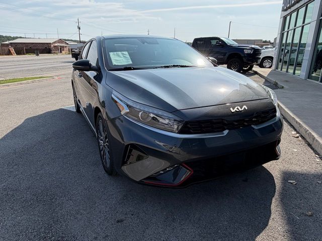 Gravity Gray 2024 Kia Forte GT-Line FWD Sedan Front-Wheel Drive Continuously Variable Transmission