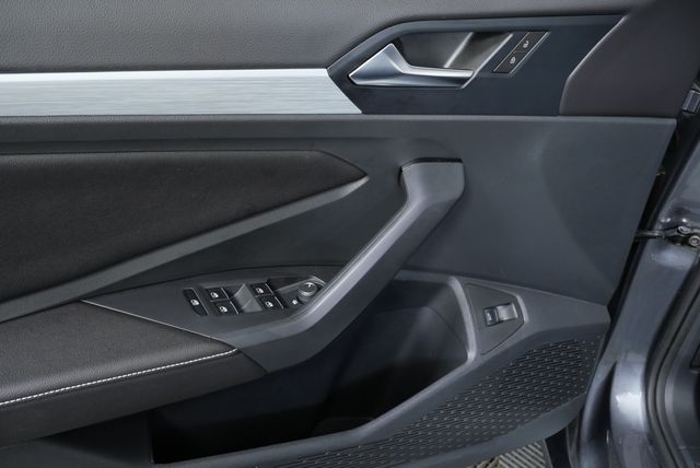 used 2025 Volkswagen Jetta car, priced at $21,136