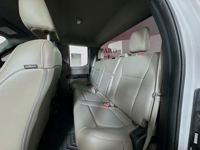 2019 Oxford White Ford Super Duty F-350 SRW XL 4X4 Truck