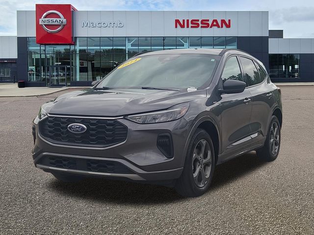 Used 2024 Ford Escape SUV