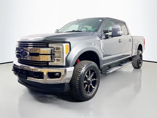 Gray (Magnetic) 2017 Ford F-250 Super Duty Lariat Crew Cab 4WD Pickup Truck Four-Wheel Drive 6-Speed Automatic