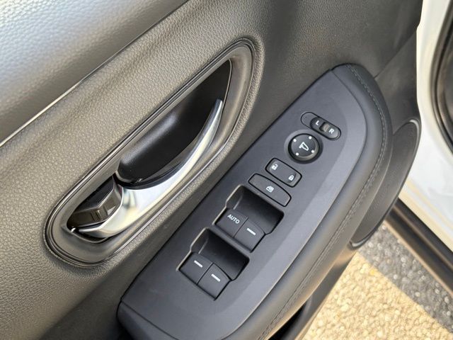 new 2026 Honda HR-V car, priced at $29,048