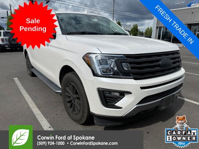 White Platinum Clearcoat Metallic 2018 Ford Expedition SUV / Crossover Four-Wheel Drive Automatic