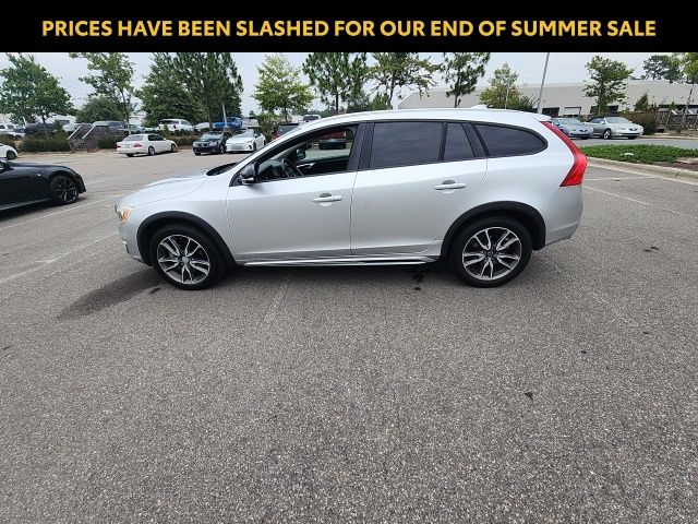 Used 2017 Volvo V60 Cross Country Wagon