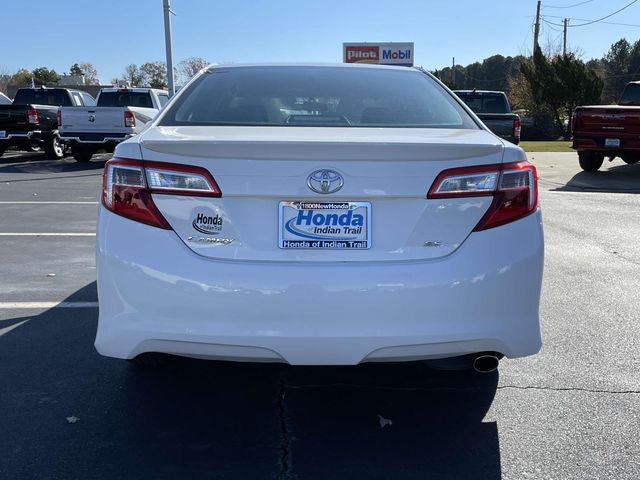 2012 Toyota Camry SE 9