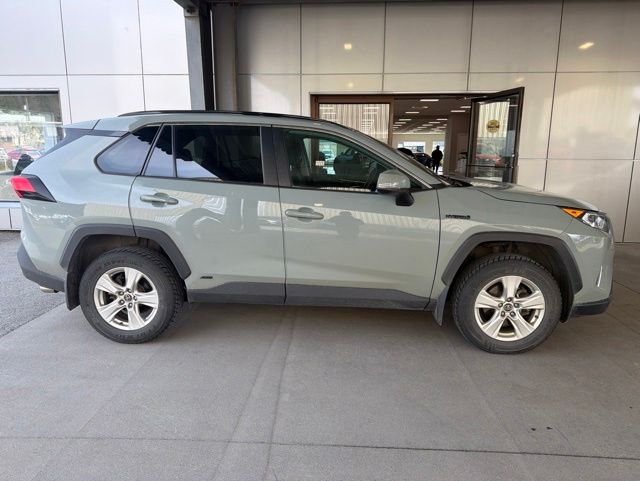 2020 Toyota RAV4 Hybrid XLE AWD's photo