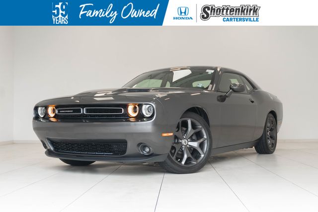 Gray (Granite Crystal Metallic Clearcoat) 2018 Dodge Challenger SXT RWD Coupe Rear-Wheel Drive 8-Speed Automatic