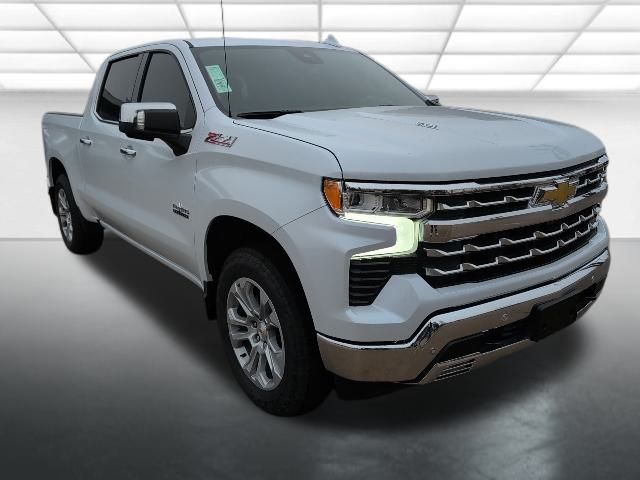 2026 Chevrolet Silverado 1500 LTZ Crew Cab 4WD