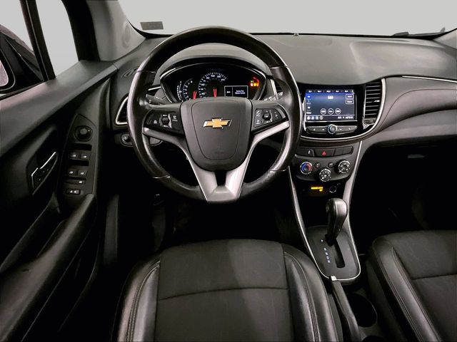 2022 Chevrolet Trax LT Black at South Hills Kia