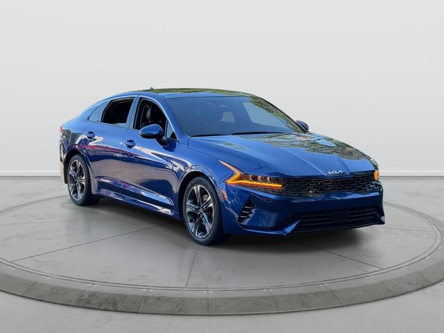 2022 Kia Optima EX FWD's photo