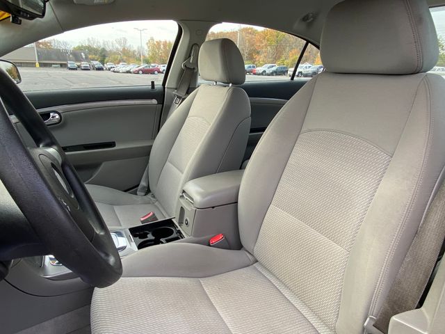 2008 Saturn Aura XE 12