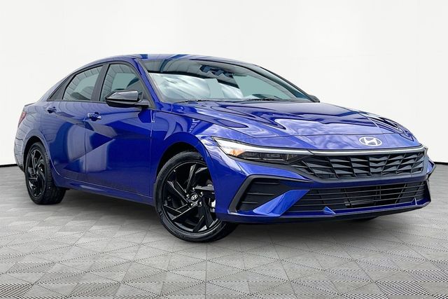 Intense Blue 2026 Hyundai Elantra Sedan Front-Wheel Drive Continuously Variable Transmission