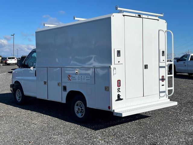 2024 GMC Savana 3500 Work Van 4