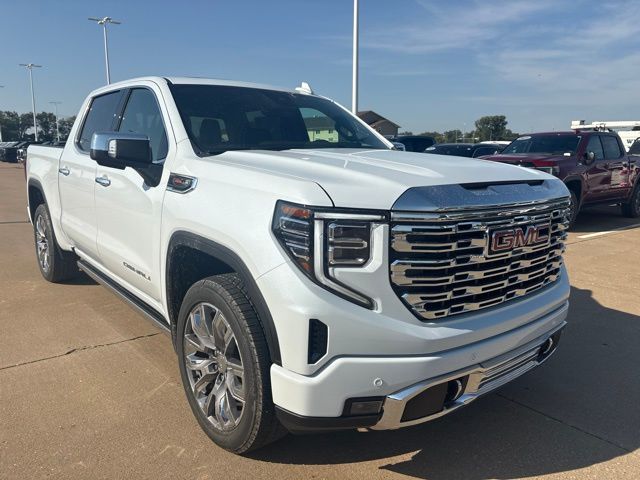Glacier White Tricoat 2026 GMC Sierra 1500 Pickup Truck Four-Wheel Drive Automatic