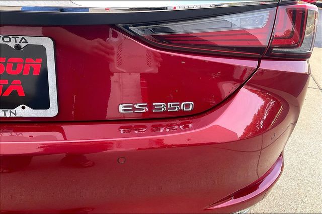 Used 2022 Lexus ES Sedan