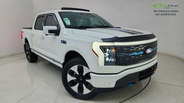 Star White Metallic Tri-Coat 2024 Ford F-150 Lightning Platinum SuperCrew AWD Pickup Truck All-Wheel Drive Automatic