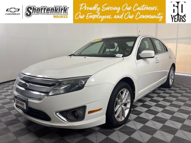 White Suede 2010 Ford Fusion Sedan Front-Wheel Drive 6-Speed Automatic