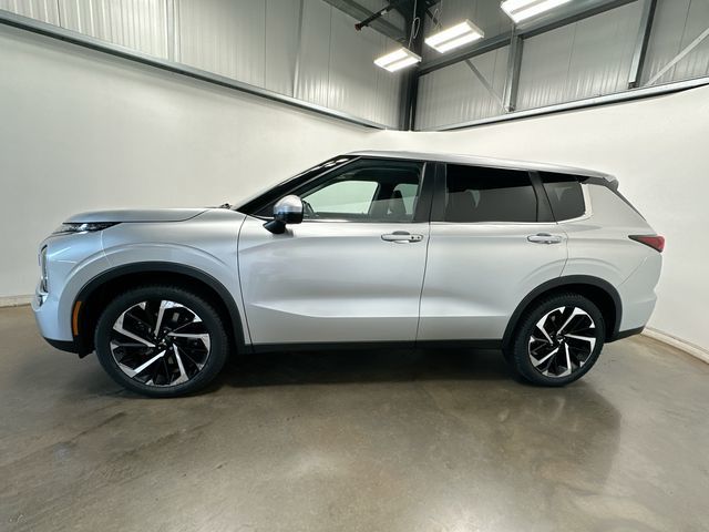 2022 Mitsubishi Outlander SE Silver at Honda North
